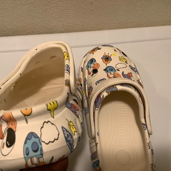 Boys Girls Clogs Kids Classic Garden Water Clogs Astronaut Print 36-37 - Picture 6 of 12